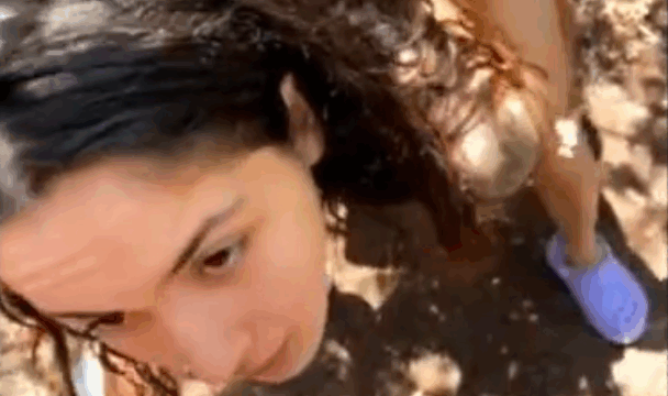 Ayşen Çelik Porno Ormanda domalıp sikilirken ağzına aldı